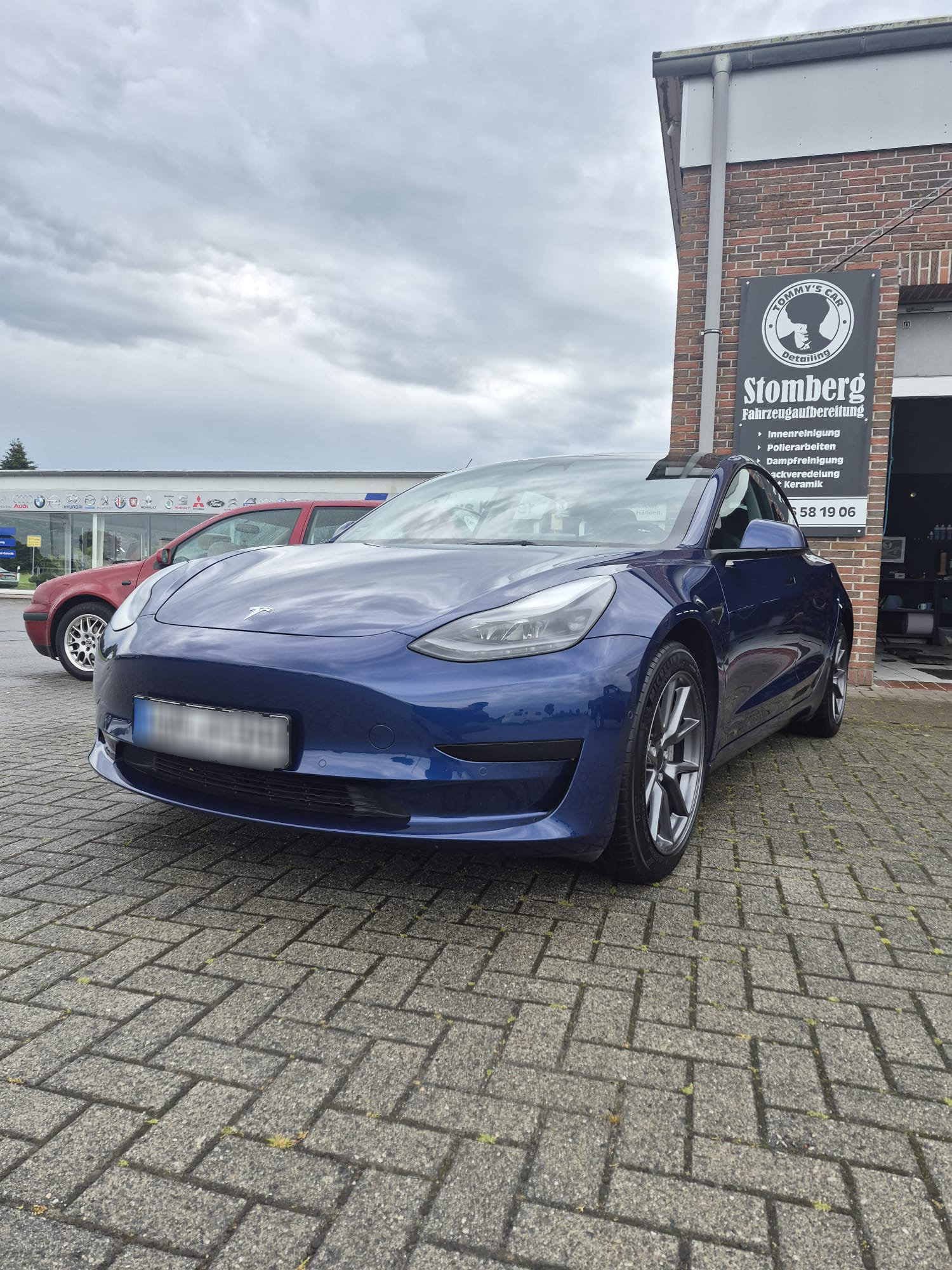 Tesla Aufbereitung